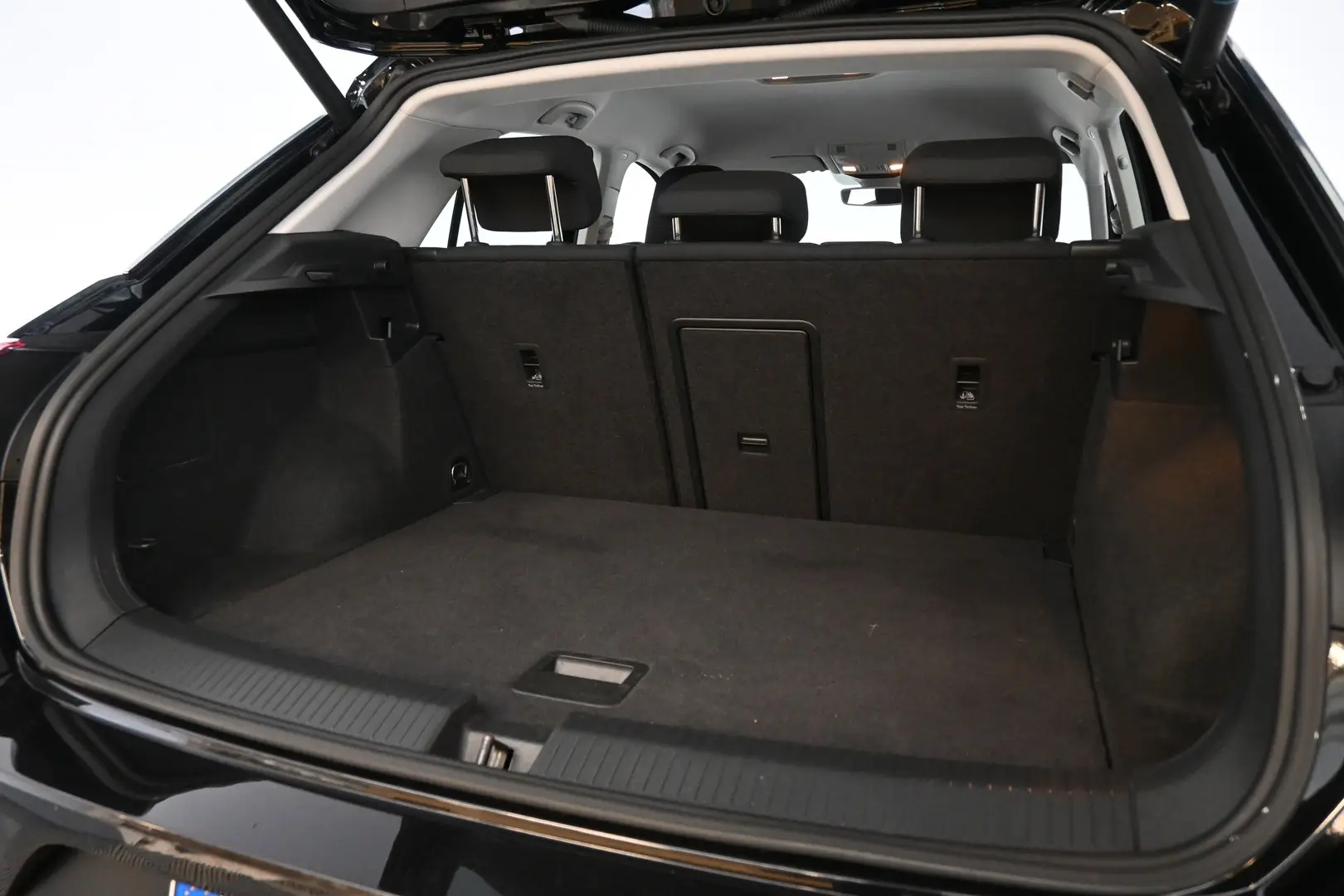 Car Image - 2Yq9cWtqbF0mAk2naft6D6