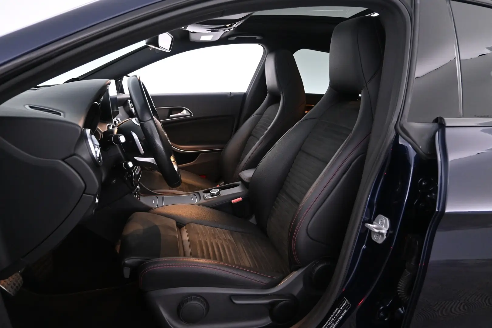 Car Image - 26i4scIcZELLOLyPrWMN9c