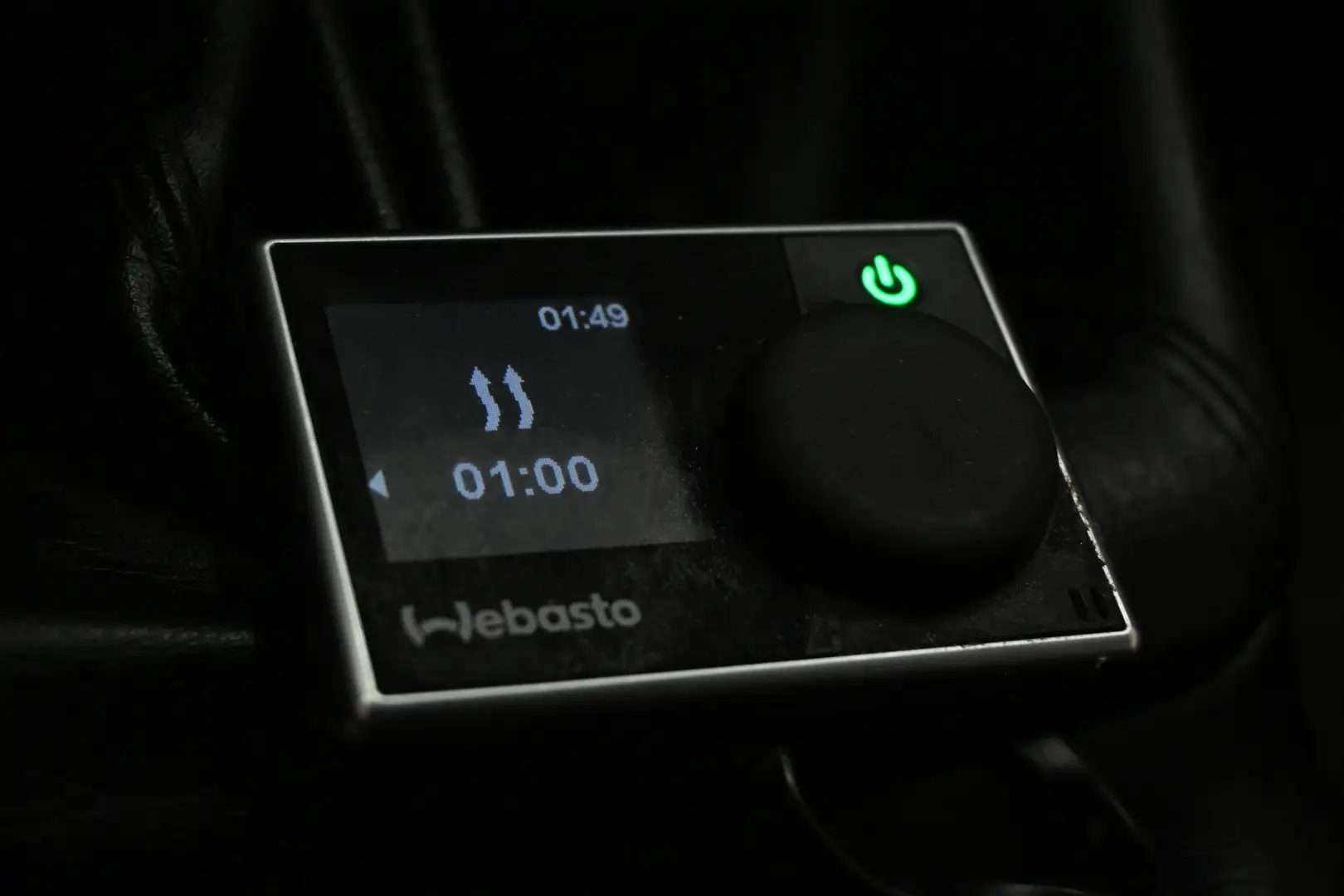 Car Image - 1mxsZovKJtjsEI9a3YoCqX