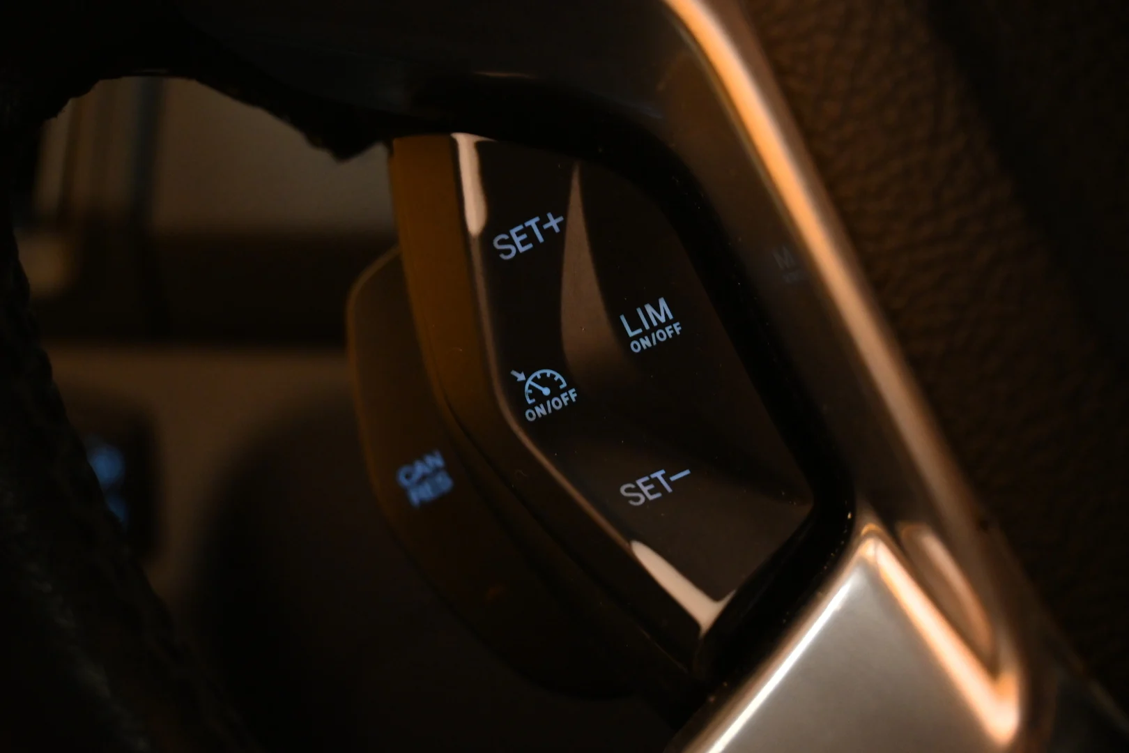 Car Image - LrZHy19HvA4av4QFpSvRo
