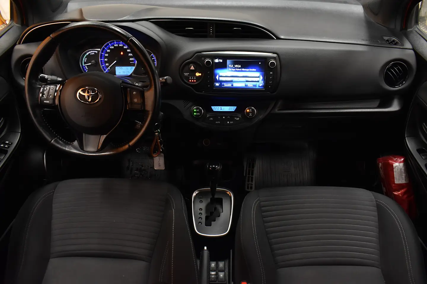 Car Image - 2lhm9IPuynLPSPyoAw9cVH