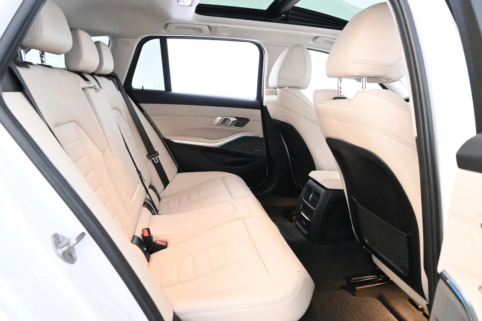 Car Image - 4U20OIdKq4iWmMTbx9bcyM