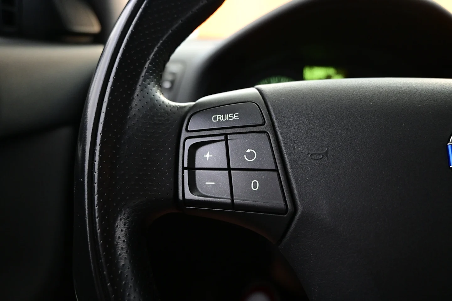 Car Image - 4Ibmovc0jOECYtMgzS9M64