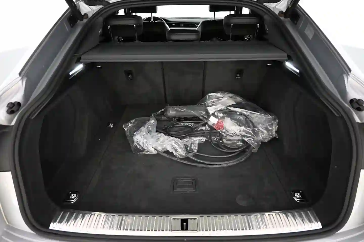 Car Image - 4krgcFVEYlxDmwvLHi7mva