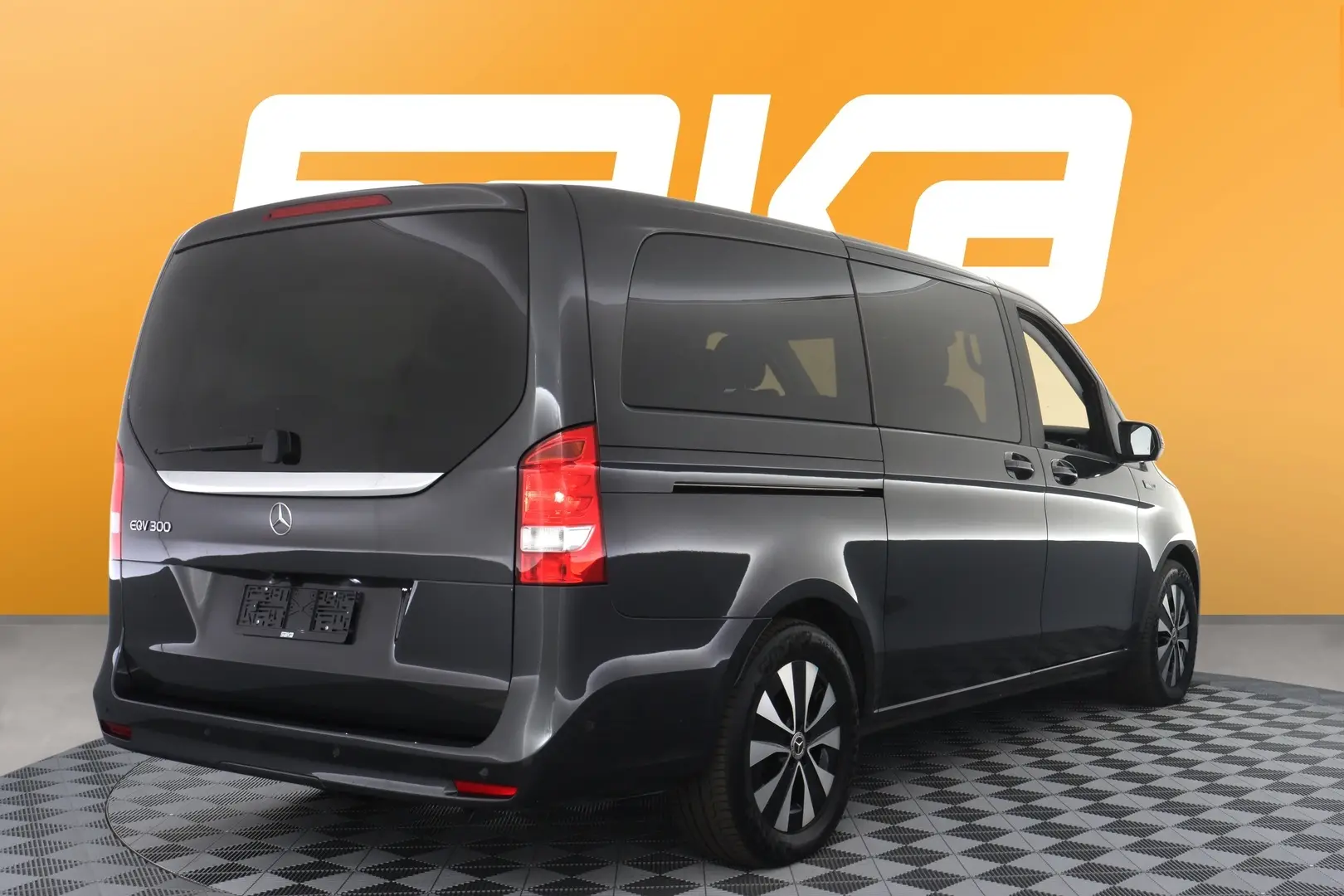 Car Image - 2wG2QD1PQkFrjMiN9UdJkV