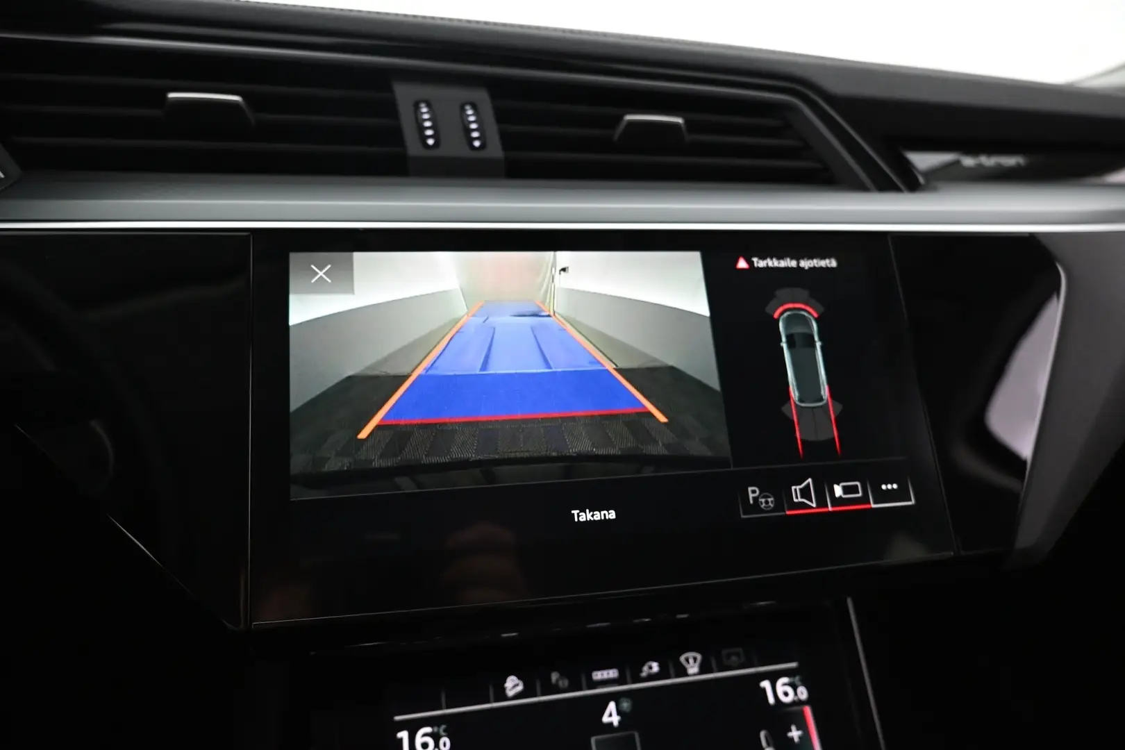 Car Image - 3T1cjXgriZttykpeS5iboj