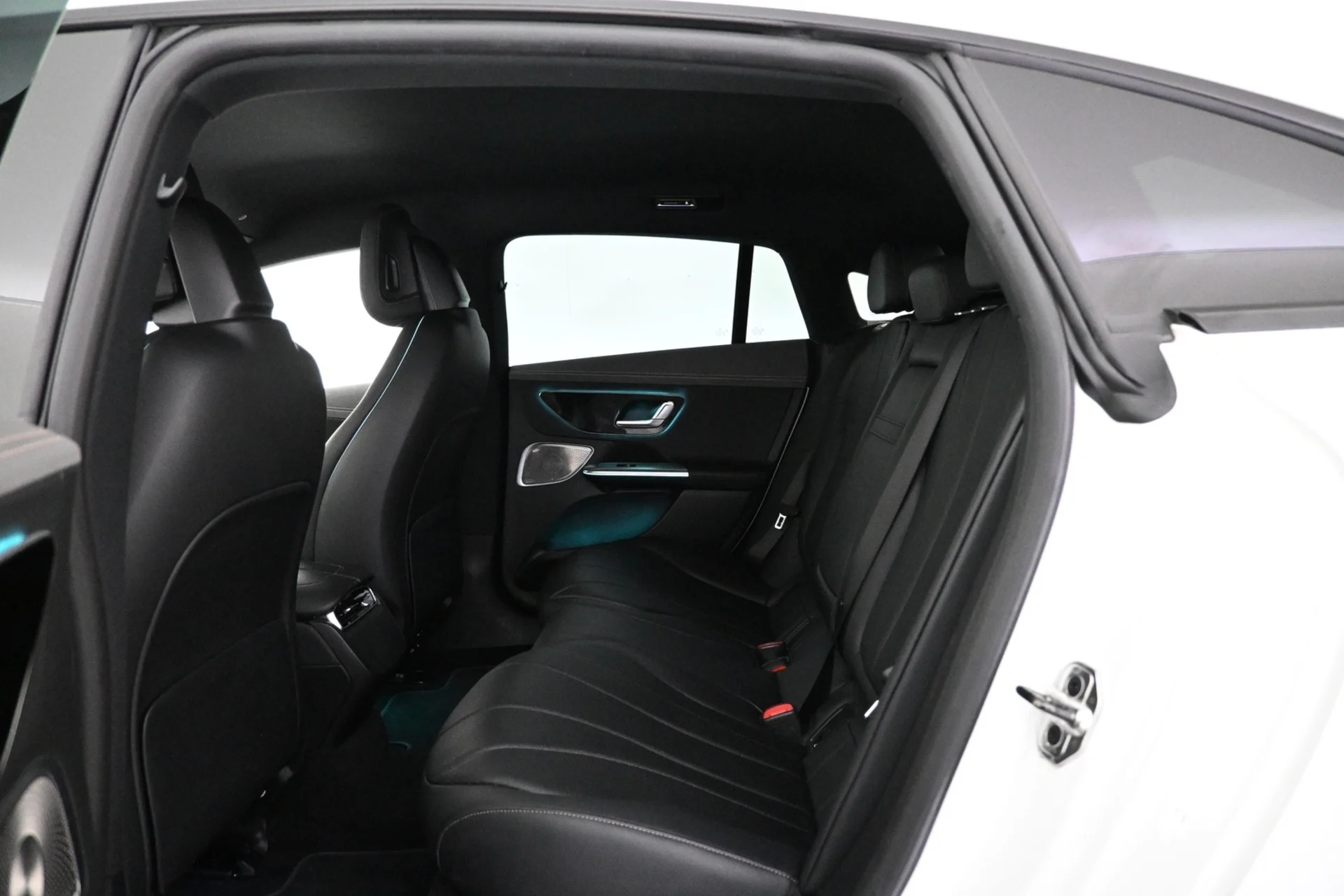 Car Image - 7h6BSTTf33UcVYLsXZ6SeN