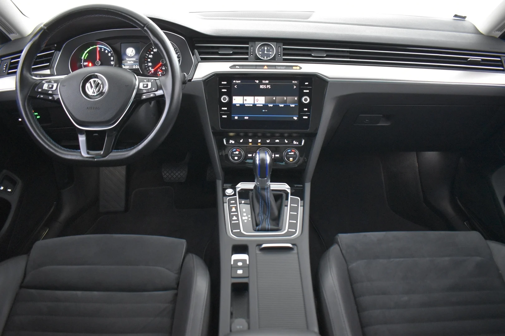 Car Image - 268g7MbaQrVqxbuydFUxkK