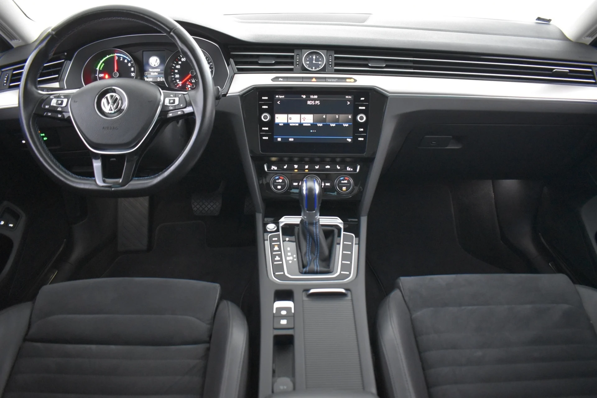 Car Image - 268g7MbaQrVqxbuydFUxkK