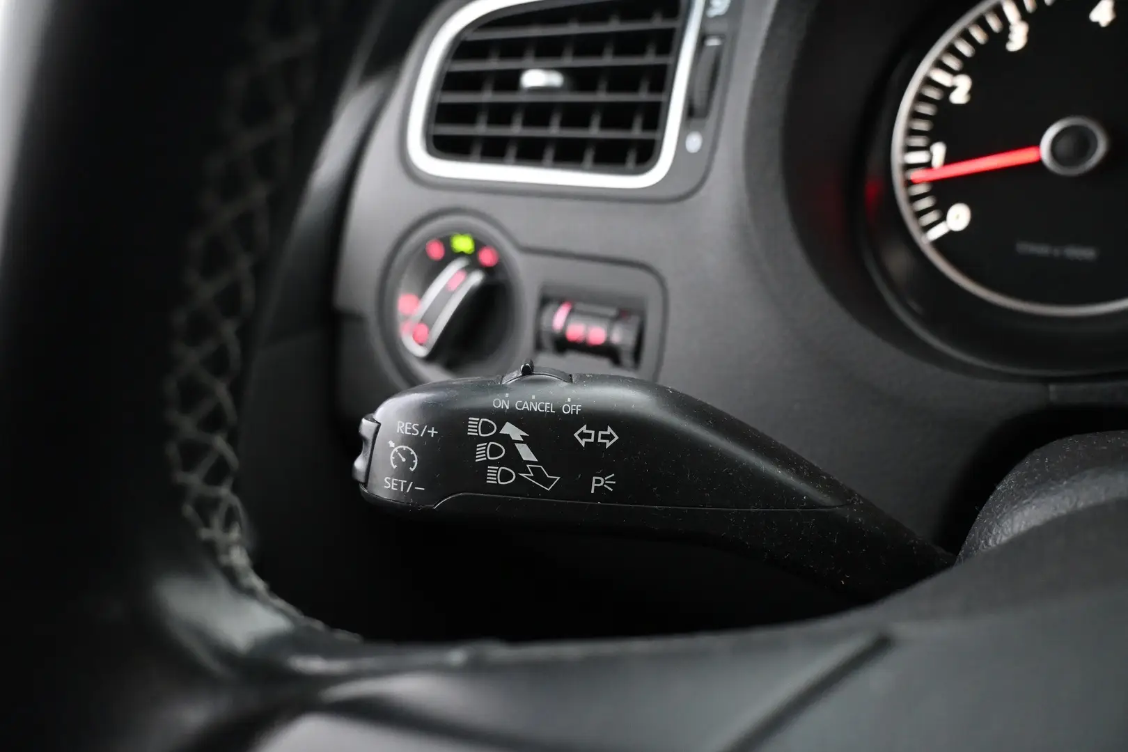 Car Image - 7D5xyKMdXI9SdqTAbaWsPN