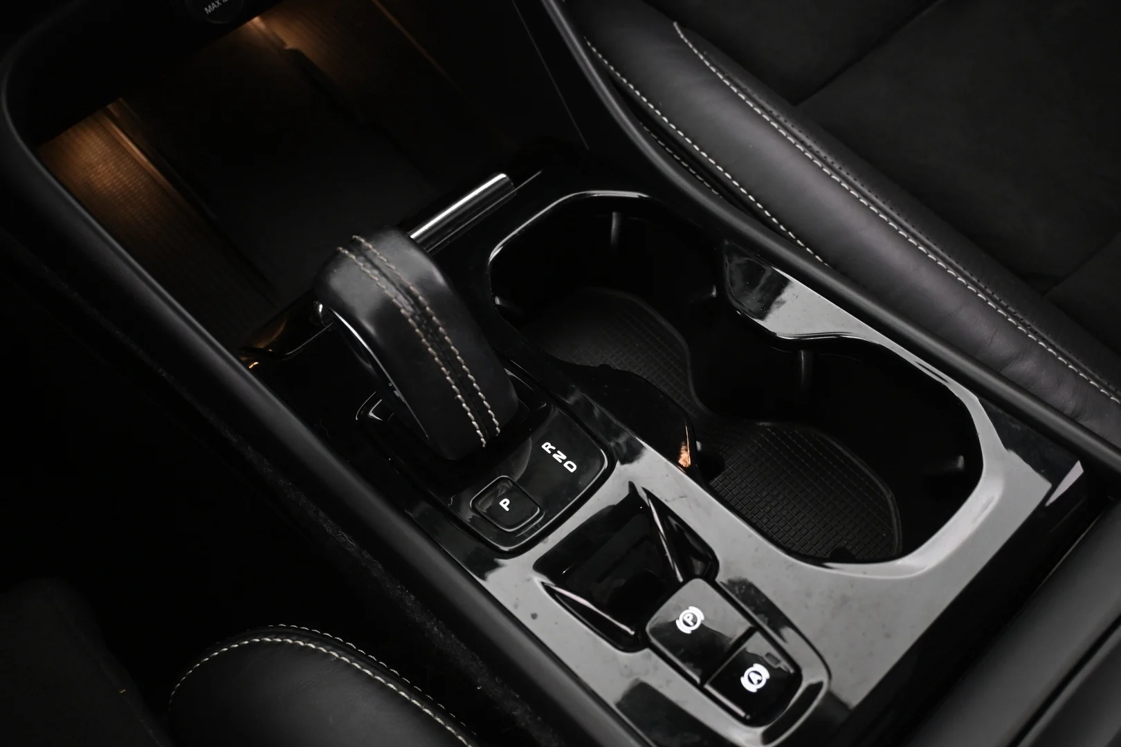Car Image - NXDdqeLKEf2w9dWDUbJmP