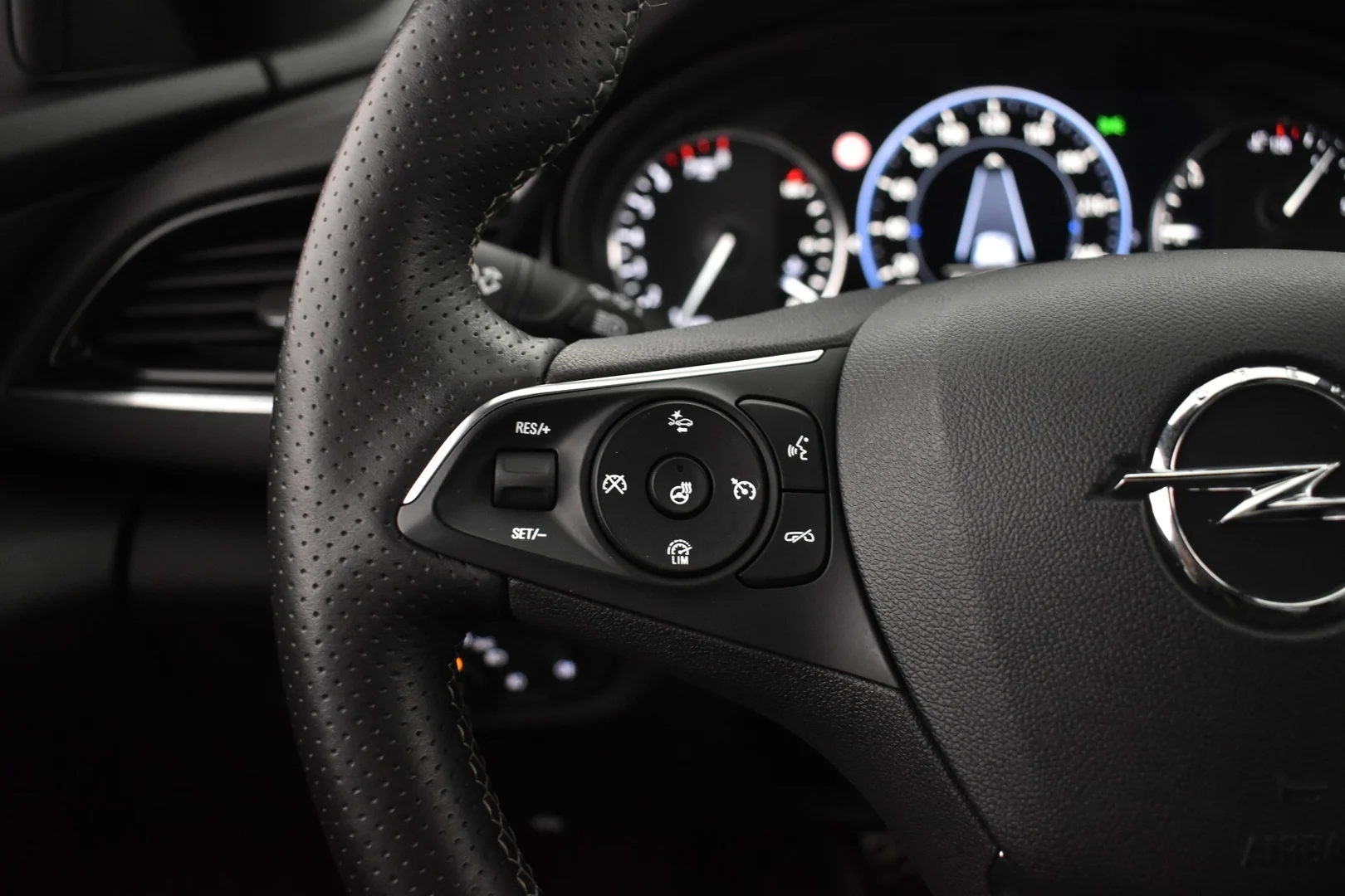 Car Image - 6vfpdD2hlSA2s9iim6d8al