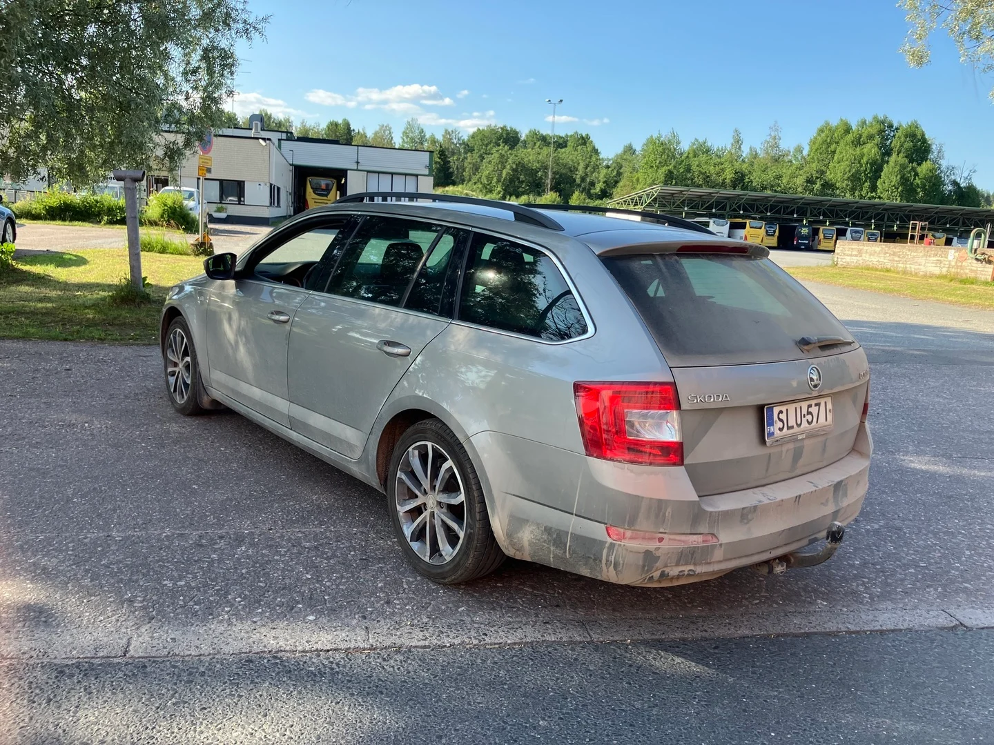 Car Image - RrTbnJTyGiJWuDWKzcvYz