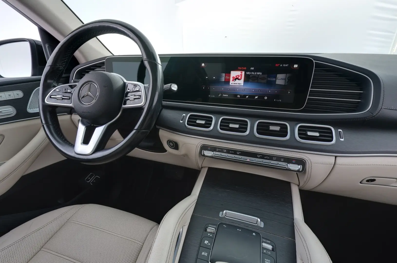 Car Image - 5D7Zs0TbMogOrFrRv7hhOr