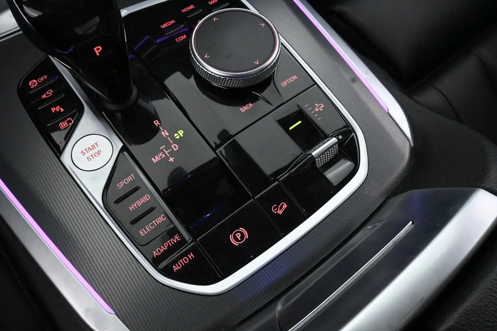 Car Image - Sv62XHijIJm7wCdT6iU6F