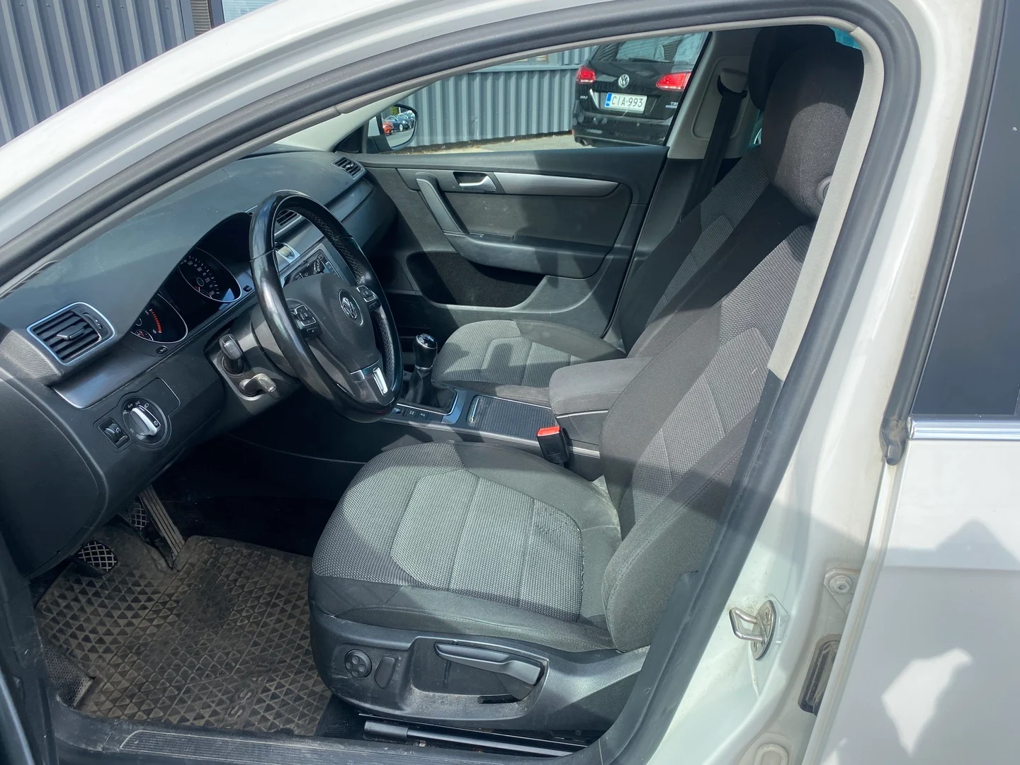 Car Image - 4wStTQNP7IZxa1yE6lcRbt