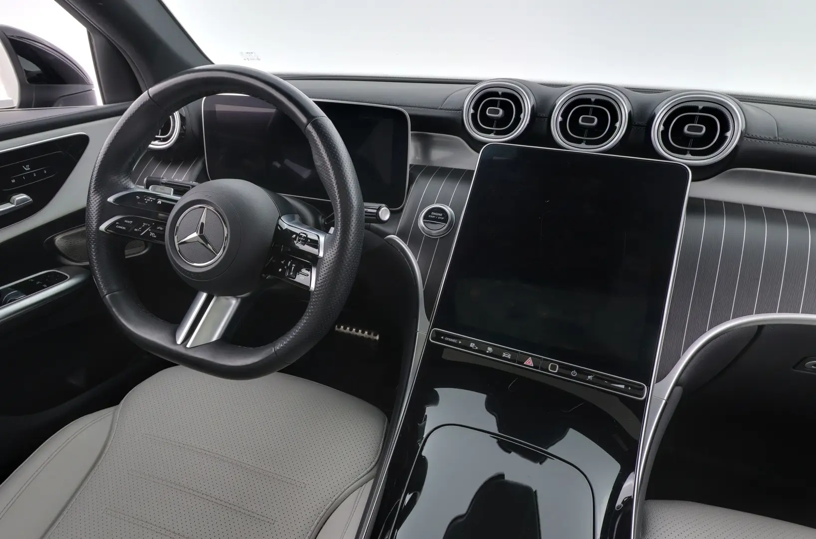 Car Image - 3EJ9Nf4sOkILVrVf2h9WEA