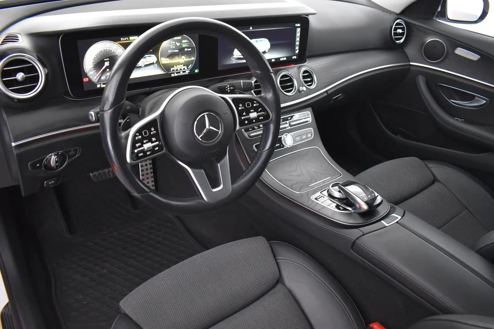 Car Image - 59yOnBOSQyj6r5CyfC3q3B