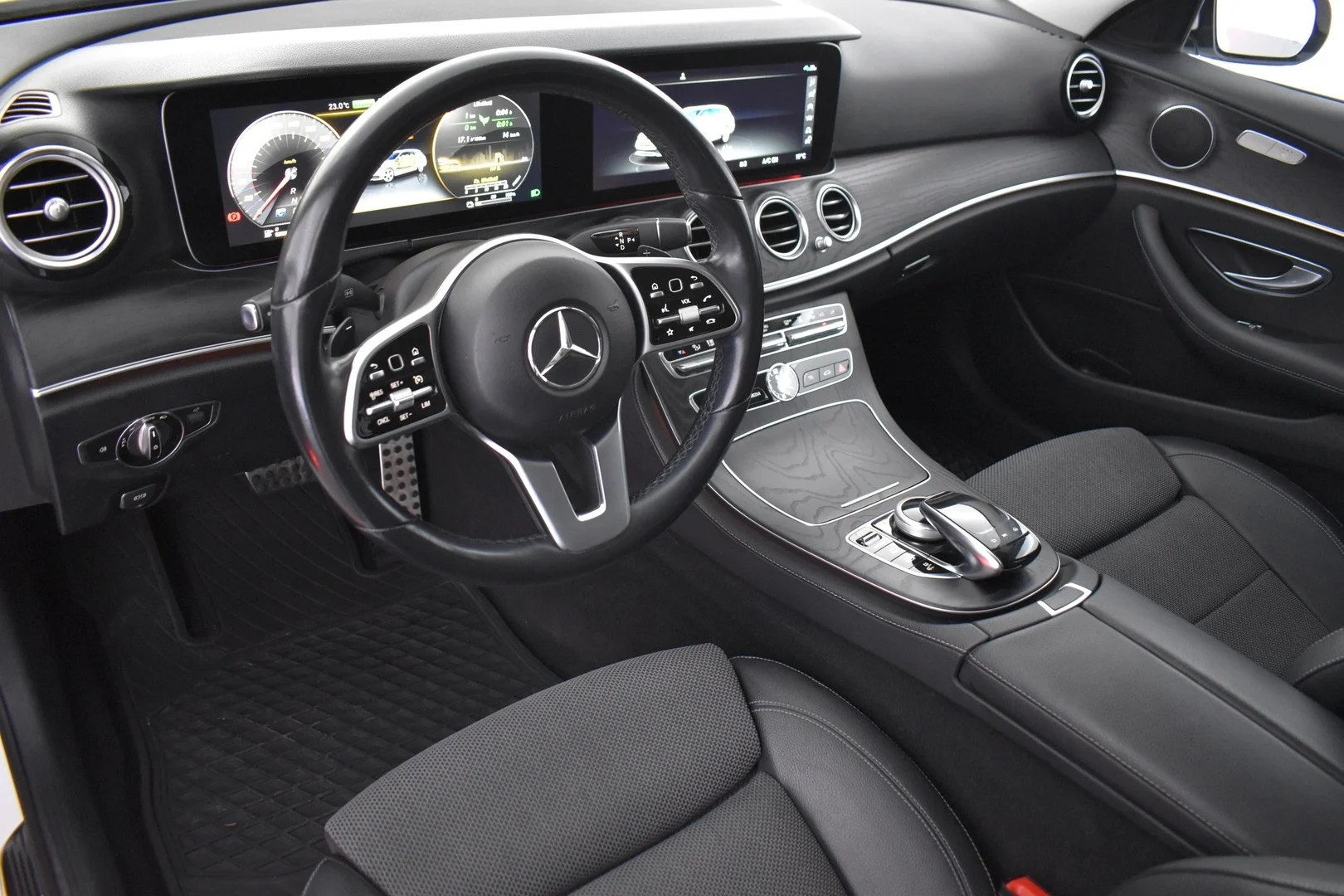 Car Image - 59yOnBOSQyj6r5CyfC3q3B