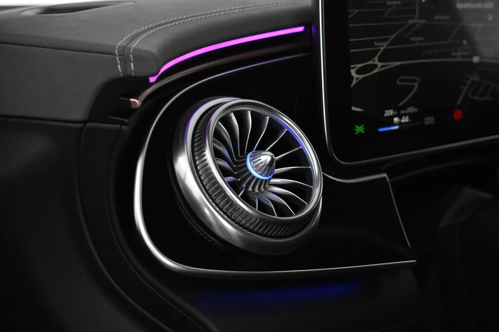 Car Image - DWzuOdhHX84dKYkYqVxia