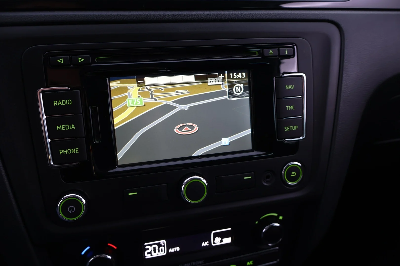 Car Image - 2ol3rFYDIyNrD53CYK4n24