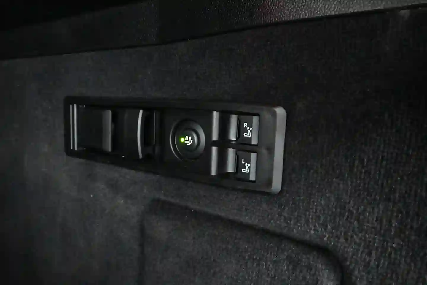 Car Image - 4K6Hz0TvUQsxtr35OYwuH7