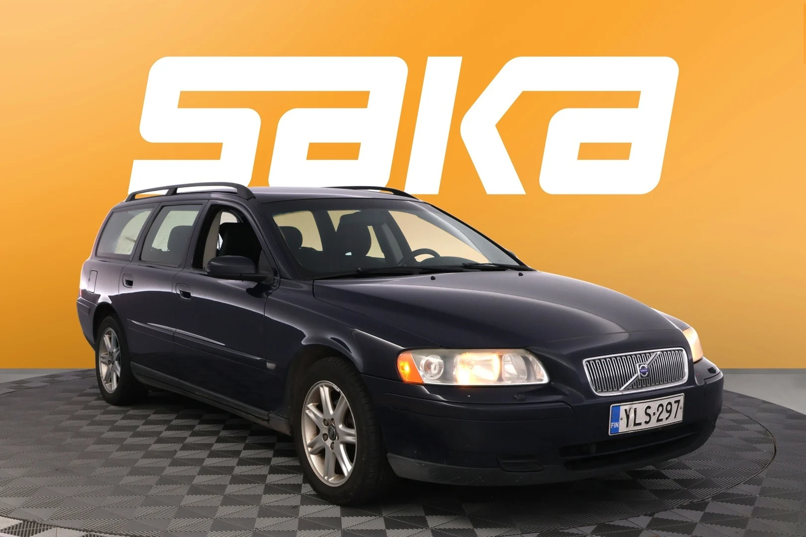Car Image - 7lRYGqrPytDUWp4mfd7GGn