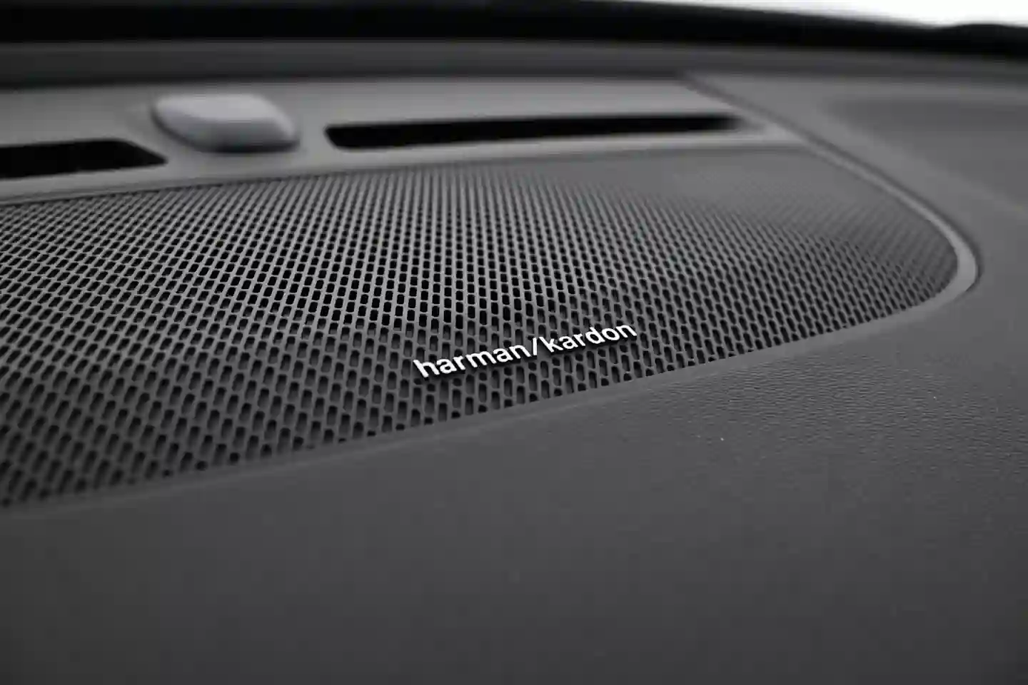 Car Image - TidVy4oa3LPgbTWZt4gmw