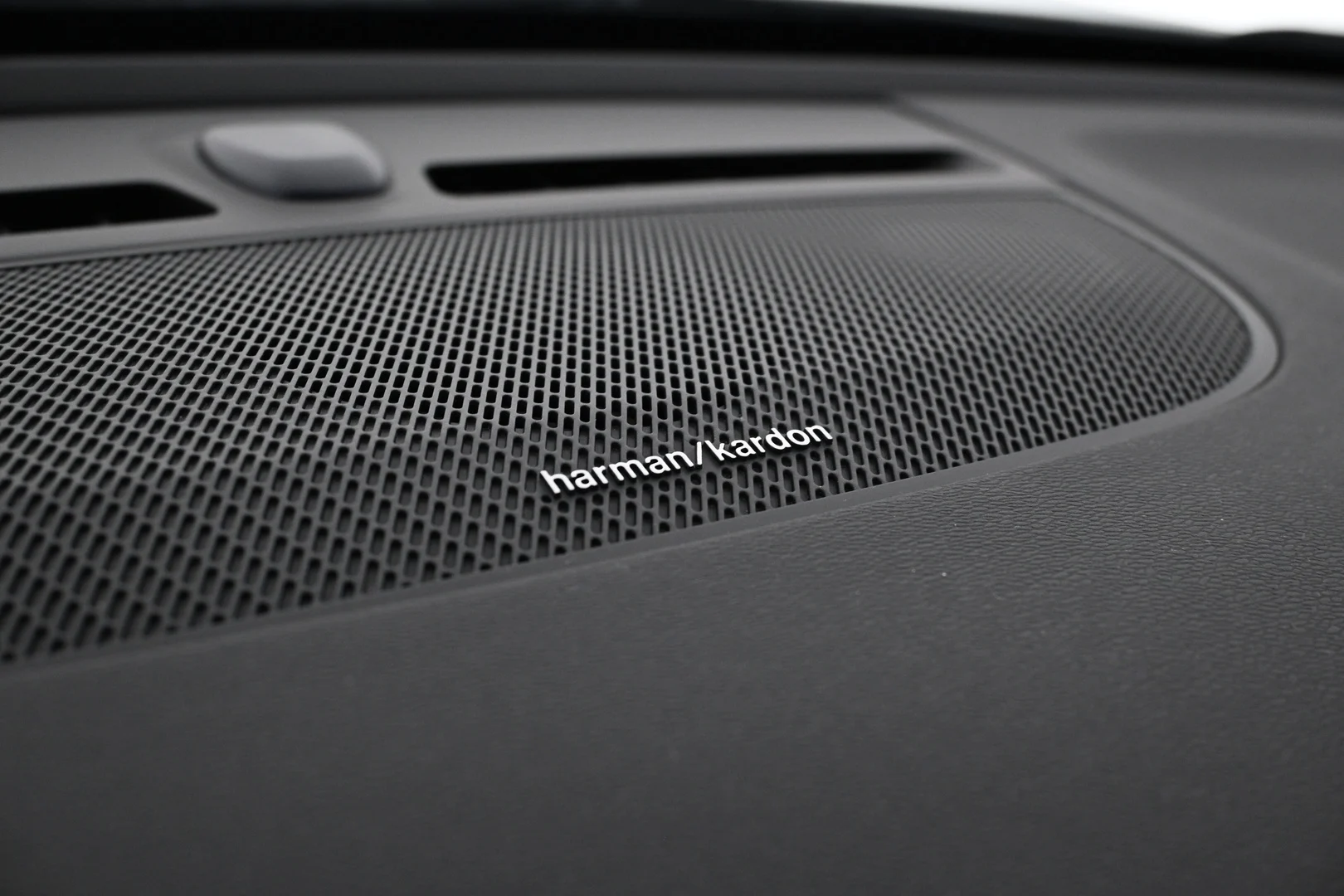 Car Image - TidVy4oa3LPgbTWZt4gmw