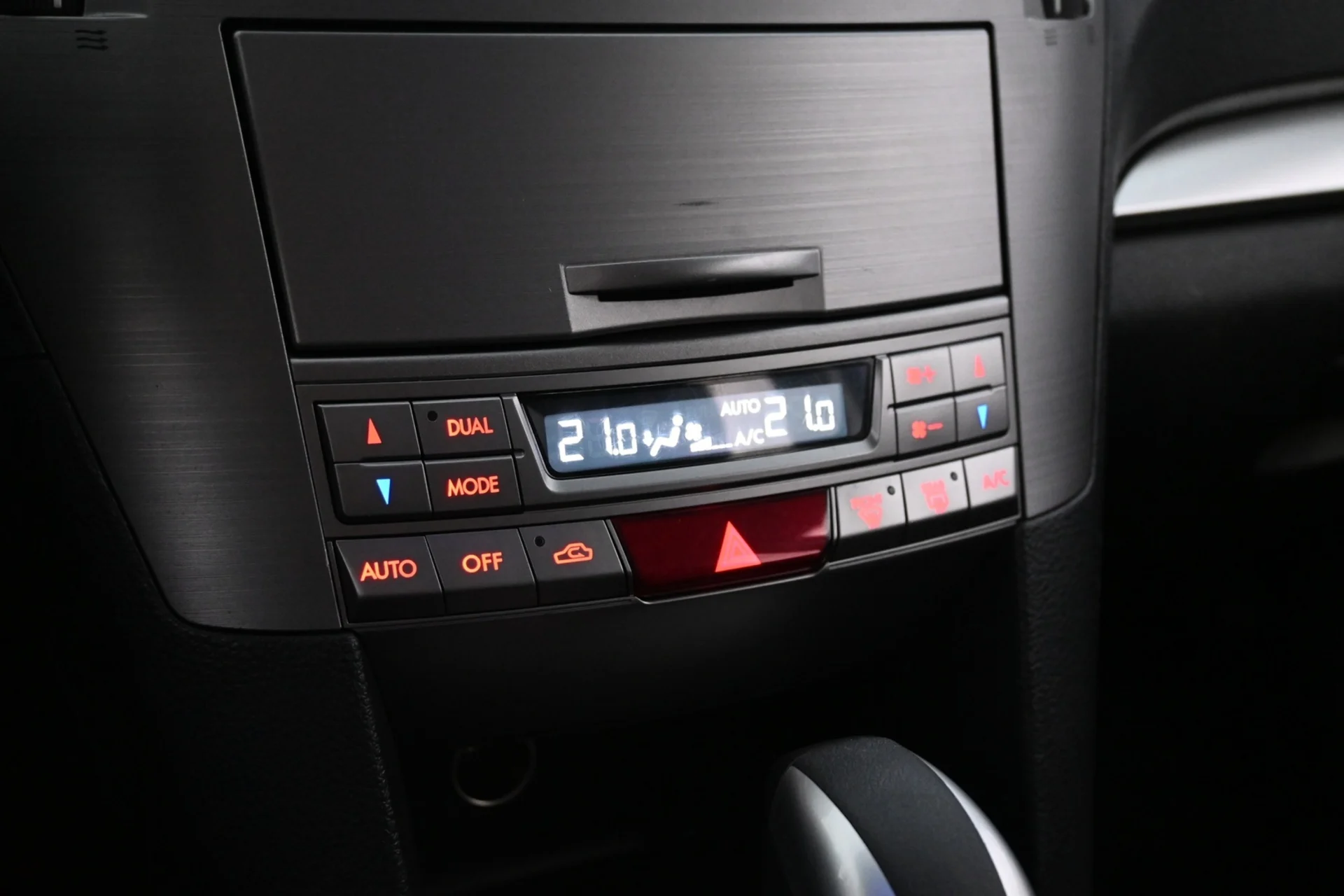 Car Image - 4Ar5bo45WnhzLRV4olH62W