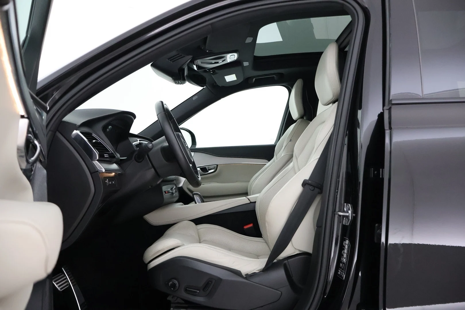 Car Image - 1xMxgcidORVveUy3rHwXhL