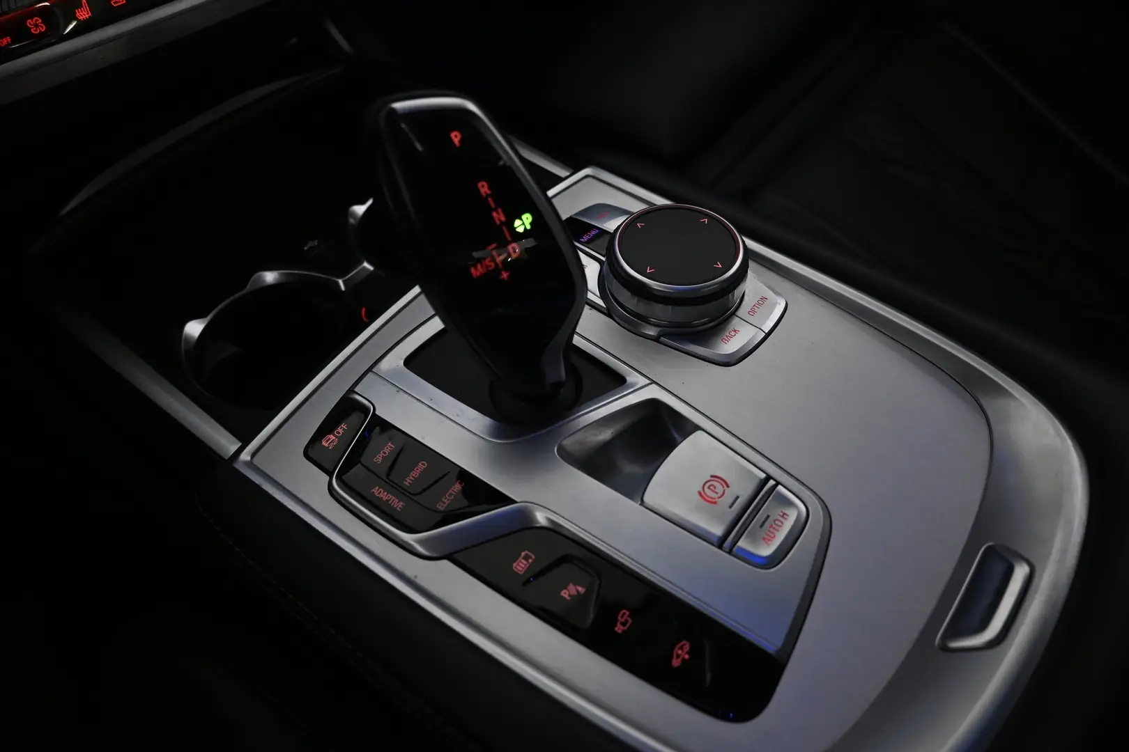 Car Image - 6HaWT749U0YPhziEg579IT