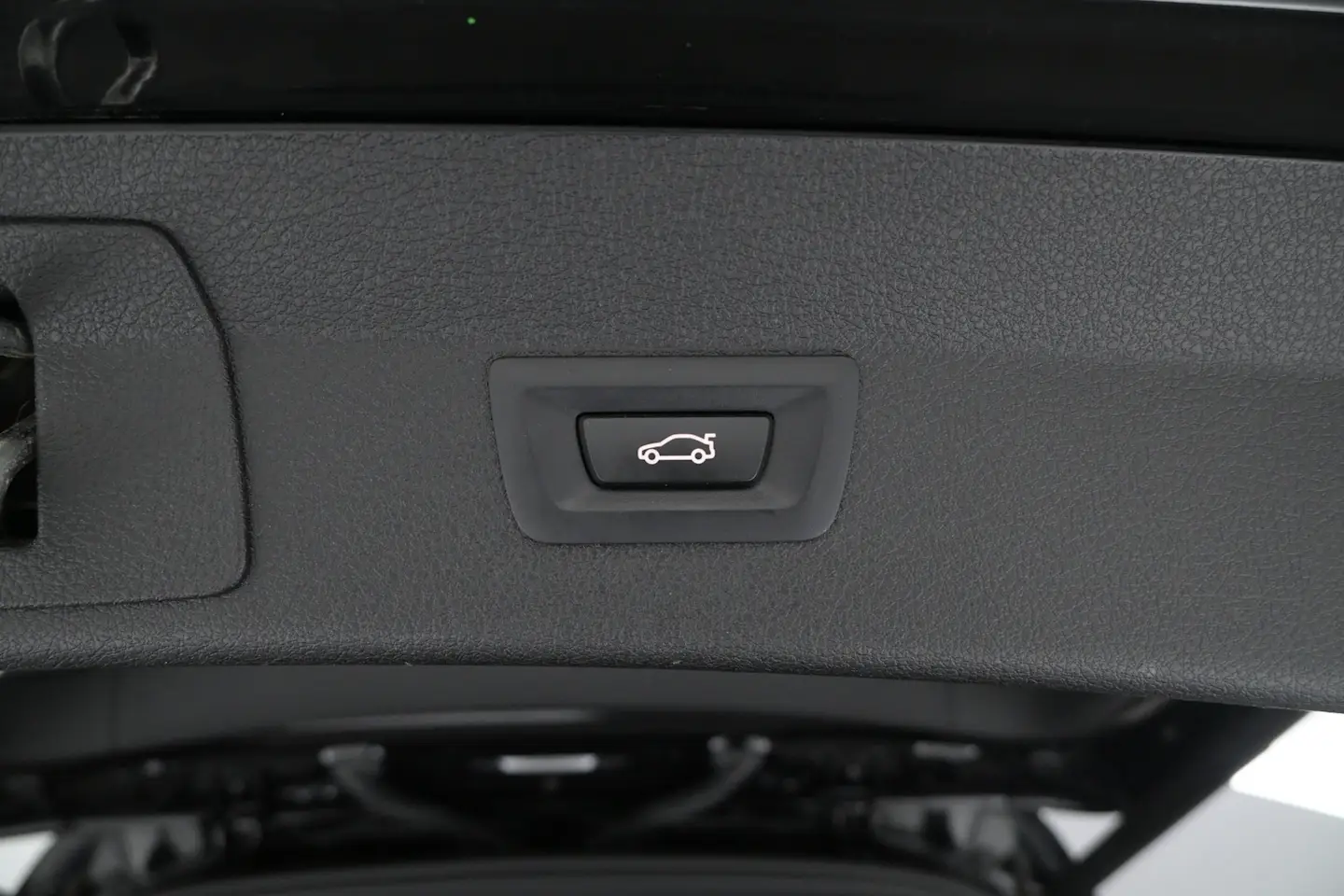 Car Image - 2yJERwbxyWITArISgBeMBa