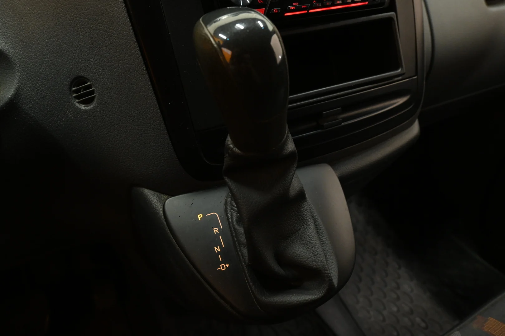 Car Image - 5ZgwQaN1XweplUKEvHxo3G