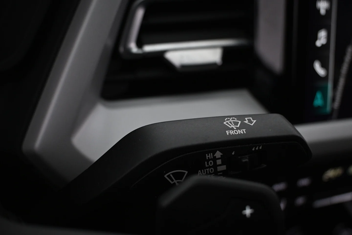 Car Image - PSUqrtPOkip80hH2xefmo