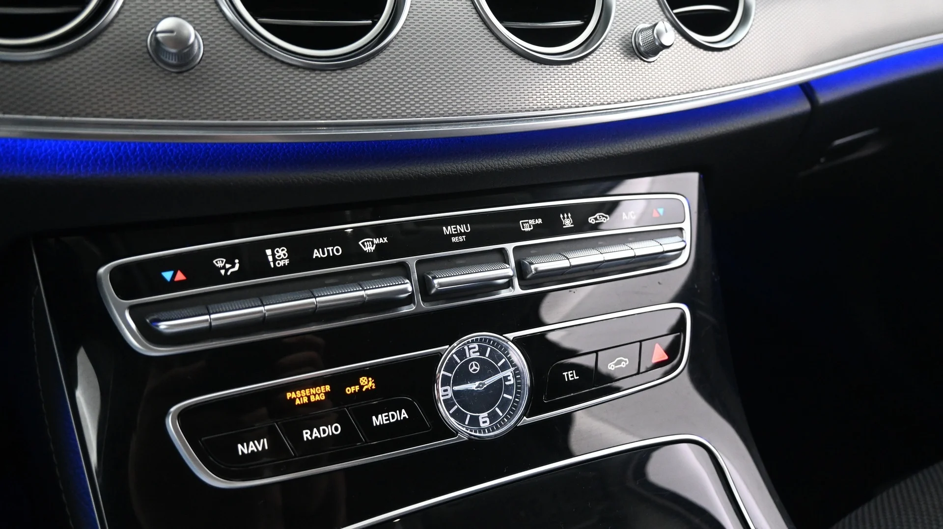 Car Image - 6GfLCQfWYUHYpFlAN0ofIR