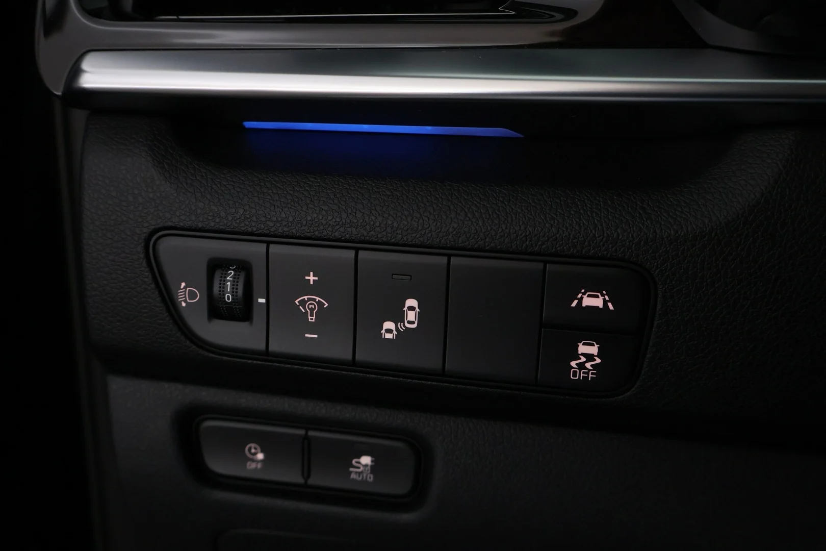 Car Image - 5oYGz0ol6ktBXBrxXlTevS