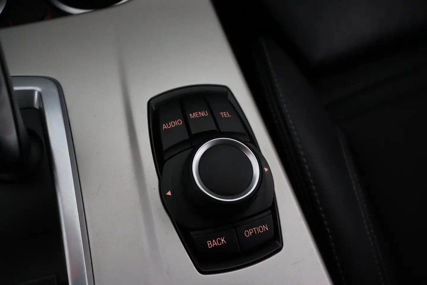 Car Image - X4Szc5fkUzPqg0HwNuQ8F