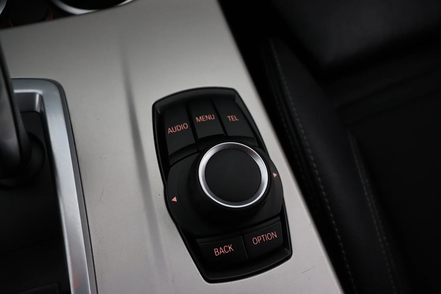 Car Image - X4Szc5fkUzPqg0HwNuQ8F