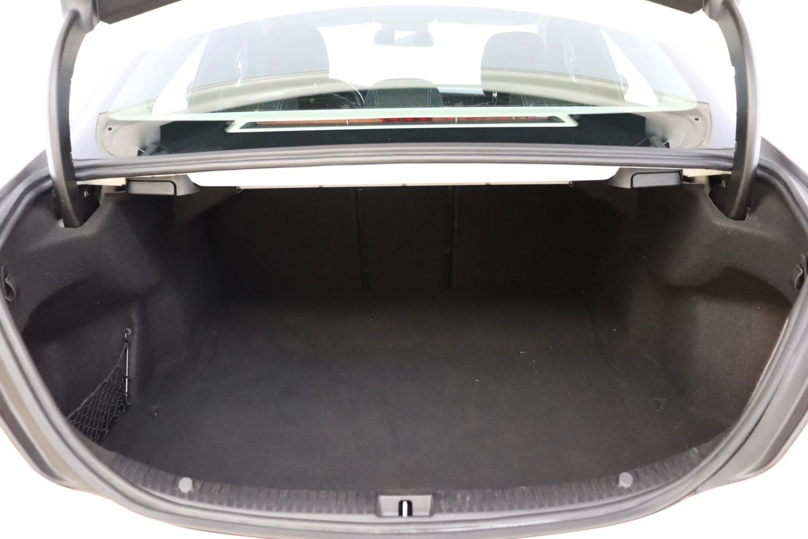 Car Image - V6rq8bDVMT0G5ci0bPmGl