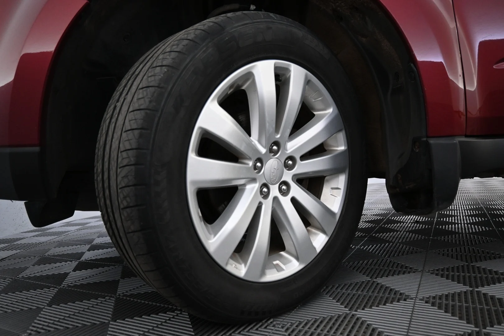 Car Image - 4FyBTyV4ytKVxCUTx2DJrL