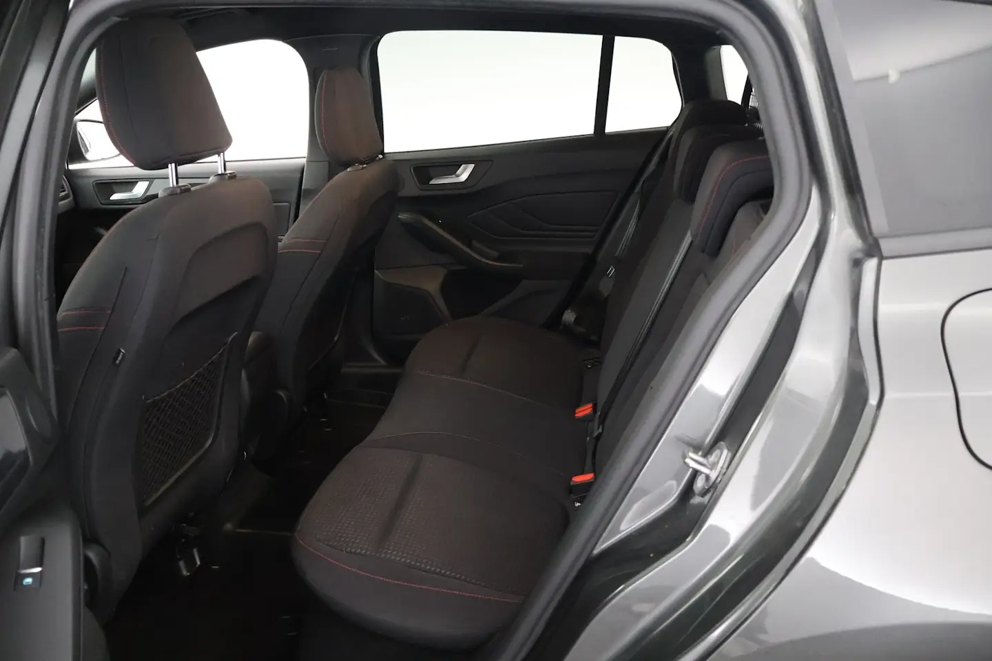 Car Image - 95UvpQgFY54XBcELCgm8D