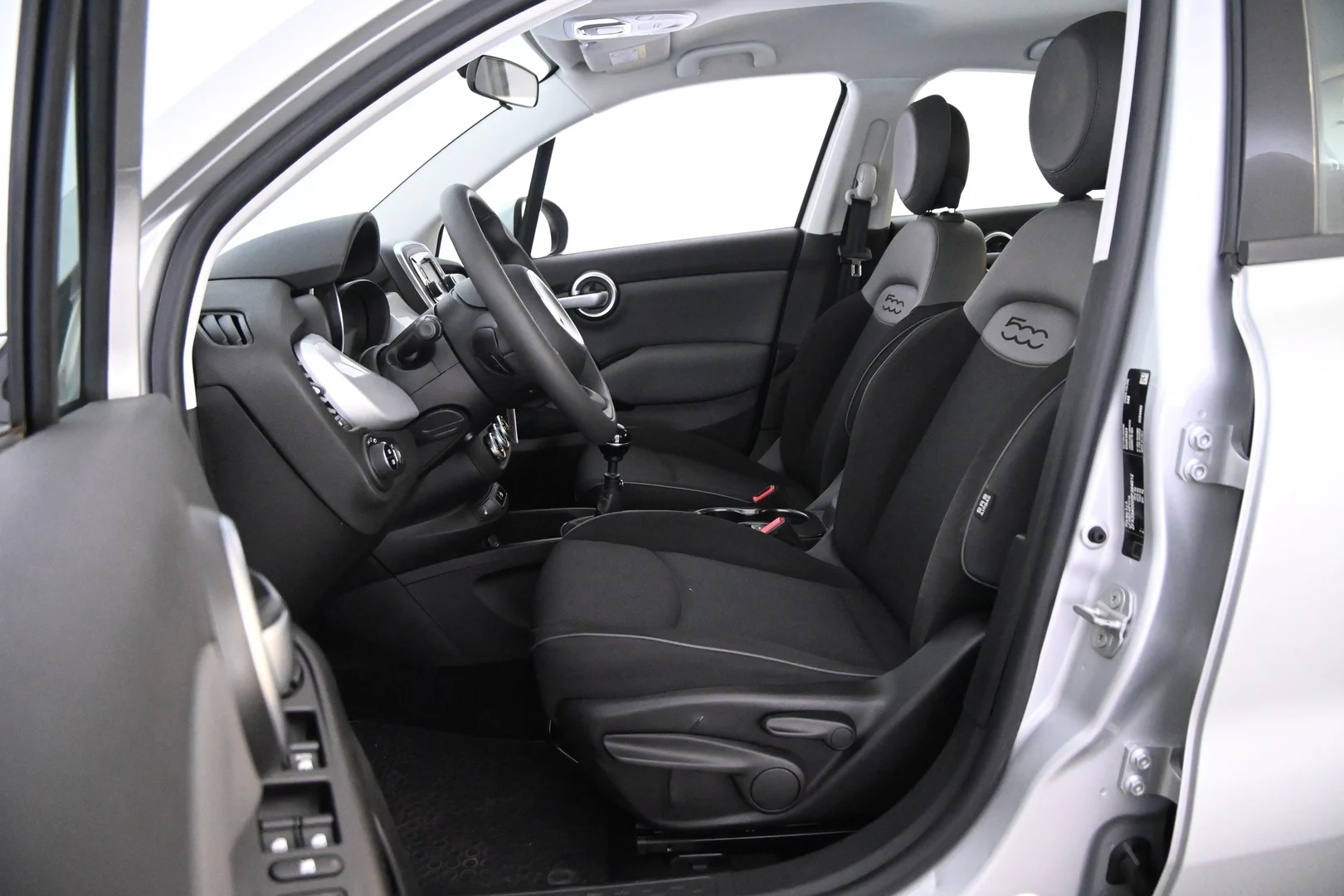 Car Image - 3WFms9UNNLzDfQb3NTgTZH