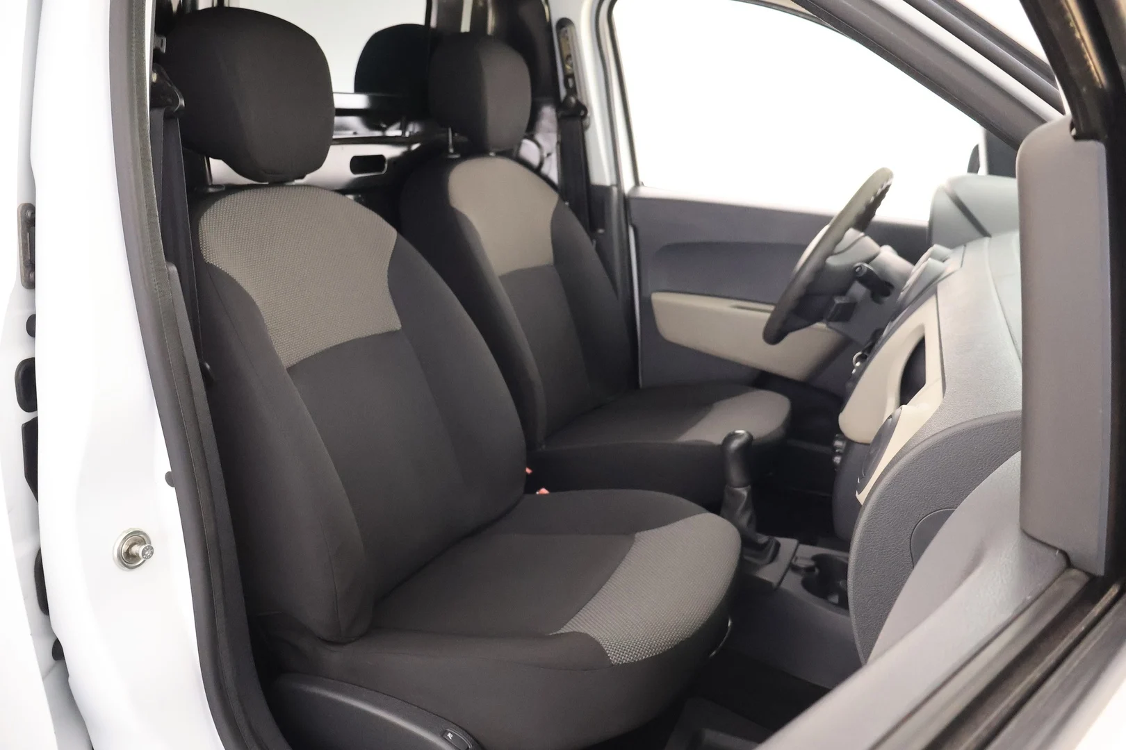 Car Image - 1dQFarOAl0xMQTUEC0YlVX