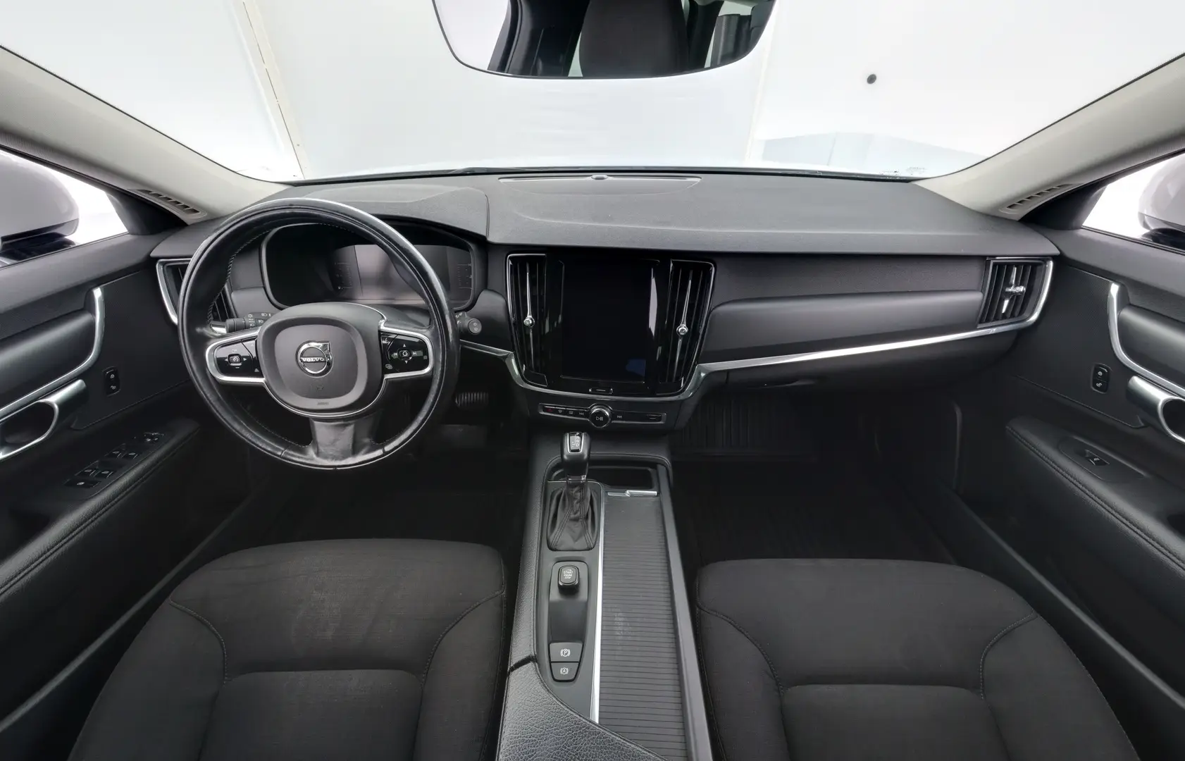 Car Image - 1lEqSXzGEwqiELnFJ6QOpJ
