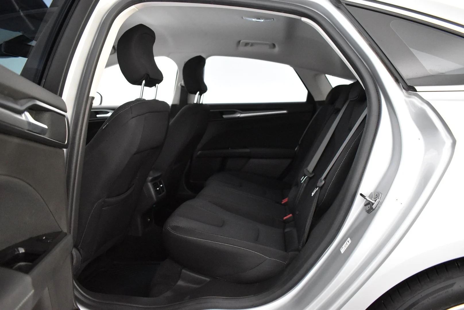 Car Image - 7C8QC1piDEBu8V94Tie86o