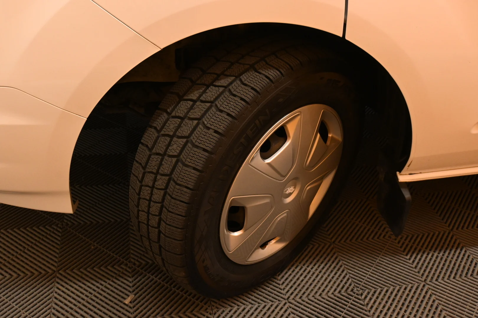 Car Image - 3oOoy6usvPx3sKlwq4AvcS