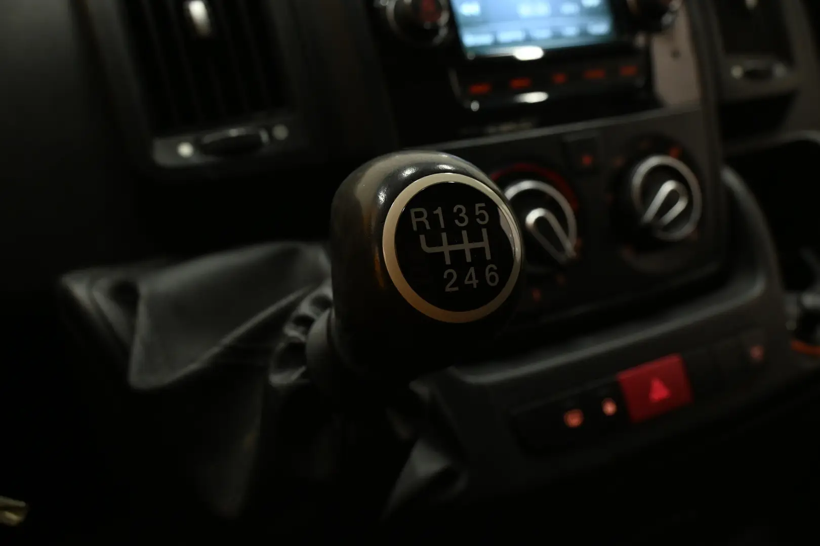 Car Image - 7wMcCYPKJJU2j4BIoUlRDE