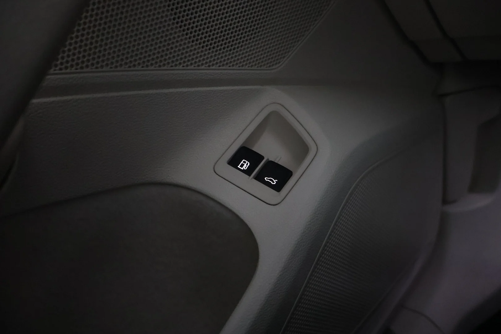 Car Image - 4In1WEAXFYpkenNGA7GCL5