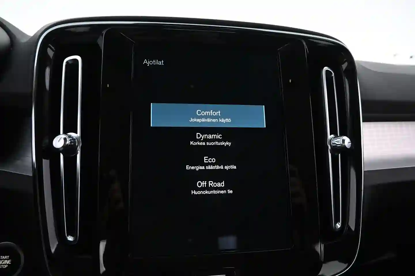 Car Image - 1QAk8GcuO3pWTl0LXqV3Wi
